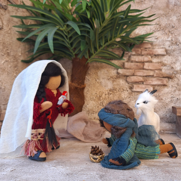 Kleinkind 14cm - Bub im gruenen Kleid